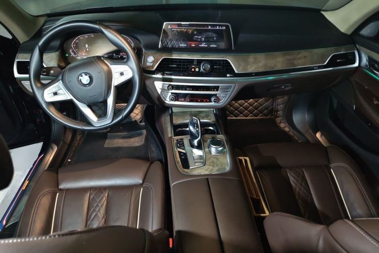 Used BMW 7 Series 2021 740Li Leading Edition Luxury Package Center Console