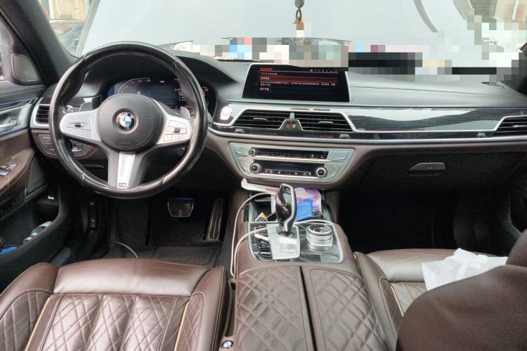 Used BMW 7 Series 2021 740Li Leading Model M Sport Package Center Console