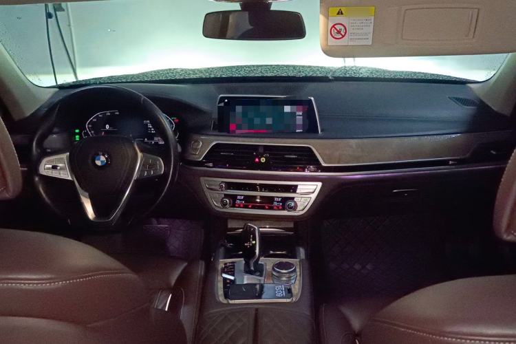 Used BMW 7 Series 2021 740Li Leading Edition Luxury Package Center Console