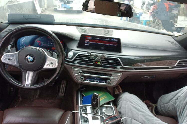 Used BMW 7 Series 2021 730Li M Sport Package Center Console