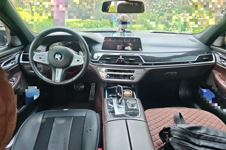 Used BMW 7 Series 2021 730Li M Sport Package Center Console