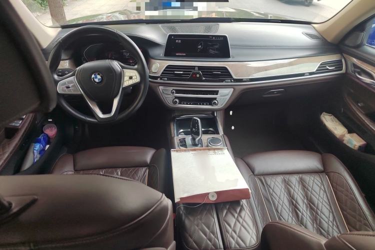 Used BMW 7 Series 2021 740Li Leading Edition Luxury Package Center Console