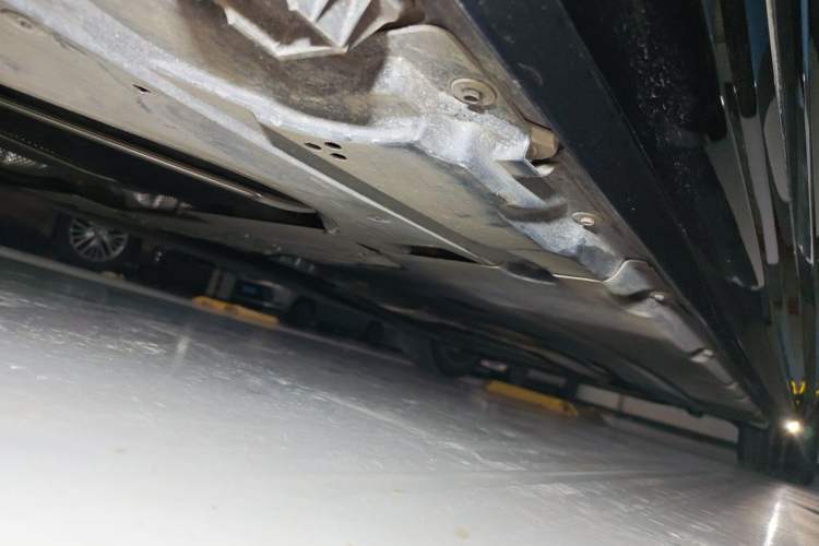 Used BMW 7 Series 2021 740Li Leading Edition Luxury Package Chassis Rear Right