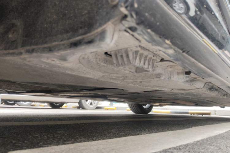 Used BMW 7 Series 2021 730Li M Sport Package Chassis Rear Right