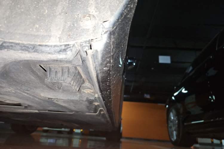 Used BMW 7 Series 2021 740Li Leading Edition Luxury Package Chassis Rear Right