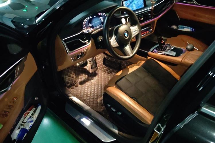 Used BMW 7 Series 2021 740Li Leading Model M Sport Package Driver Seat