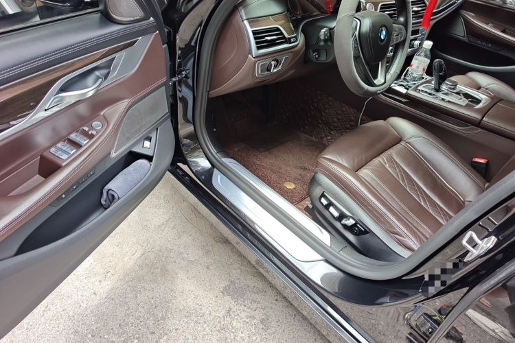 Used BMW 7 Series 2021 730Li Luxury Package Driver Seat