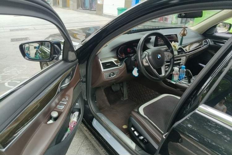 Used BMW 7 Series 2021 730Li Luxury Package Driver Seat