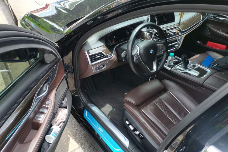 Used BMW 7 Series 2021 730Li Luxury Package Driver Seat