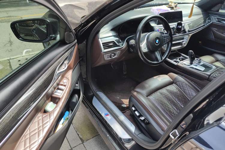 Used BMW 7 Series 2021 740Li Leading Model M Sport Package Driver Seat