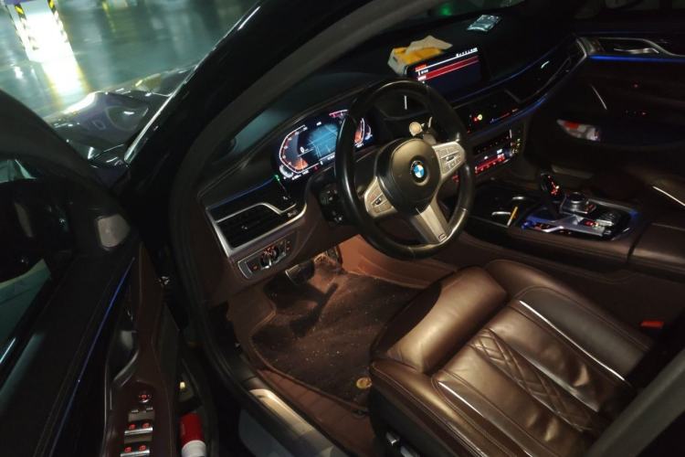Used BMW 7 Series 2021 730Li M Sport Package Driver Seat