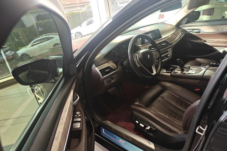 Used BMW 7 Series 2021 740Li Leading Edition Luxury Package Driver Seat