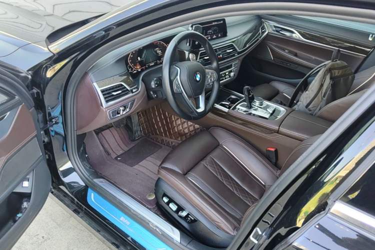 Used BMW 7 Series 2021 730Li Luxury Package Driver Seat