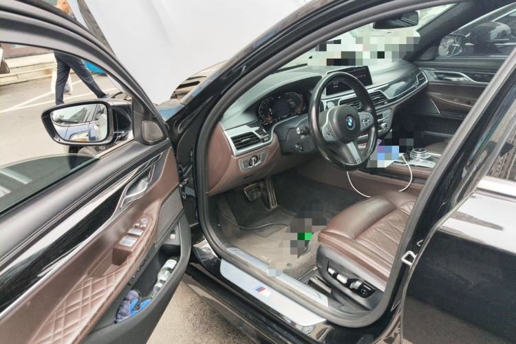Used BMW 7 Series 2021 740Li Leading Model M Sport Package Driver Seat