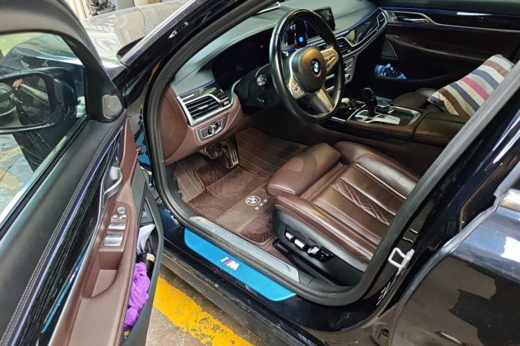 Used BMW 7 Series 2021 730Li M Sport Package Driver Seat