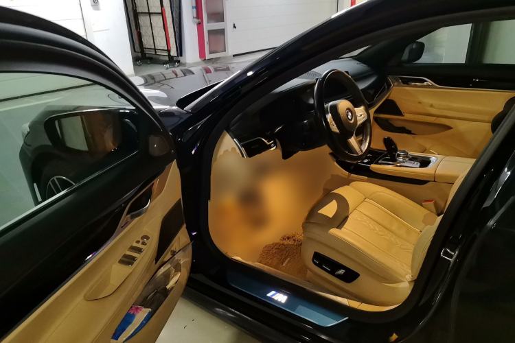 Used BMW 7 Series 2021 730Li M Sport Package Driver Seat