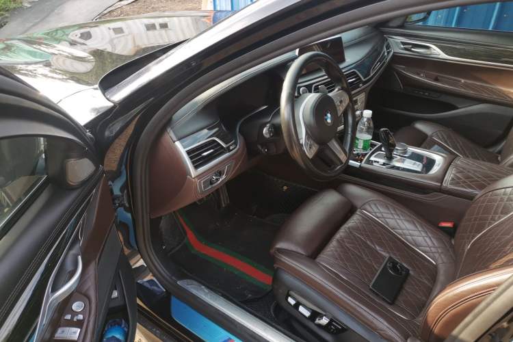 Used BMW 7 Series 2021 740Li Leading Model M Sport Package Driver Seat