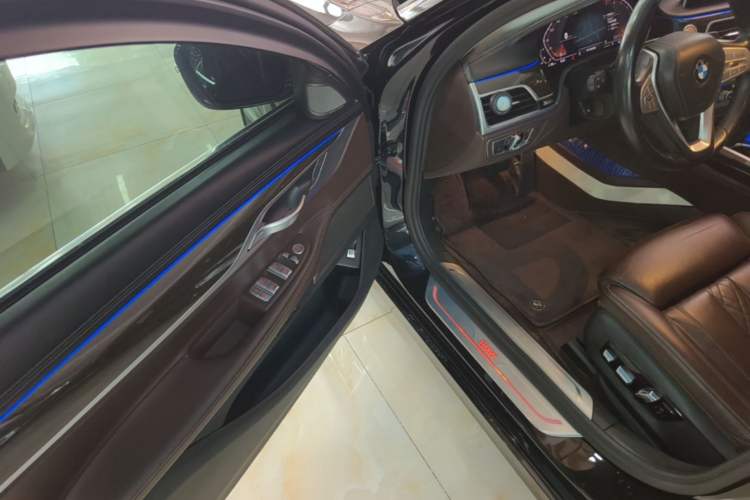 Used BMW 7 Series 2021 730Li Luxury Package Driver Seat