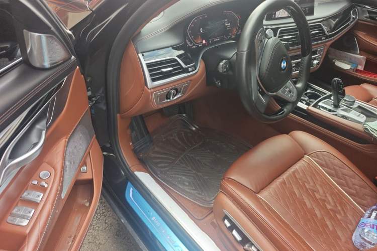 Used BMW 7 Series 2021 740Li xDrive Executive Luxury Package Driver Seat
