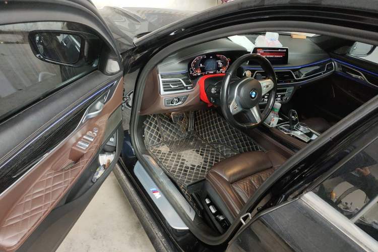 Used BMW 7 Series 2021 740Li Leading Model M Sport Package Driver Seat