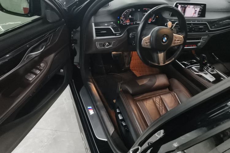 Used BMW 7 Series 2021 730Li M Sport Package Driver Seat