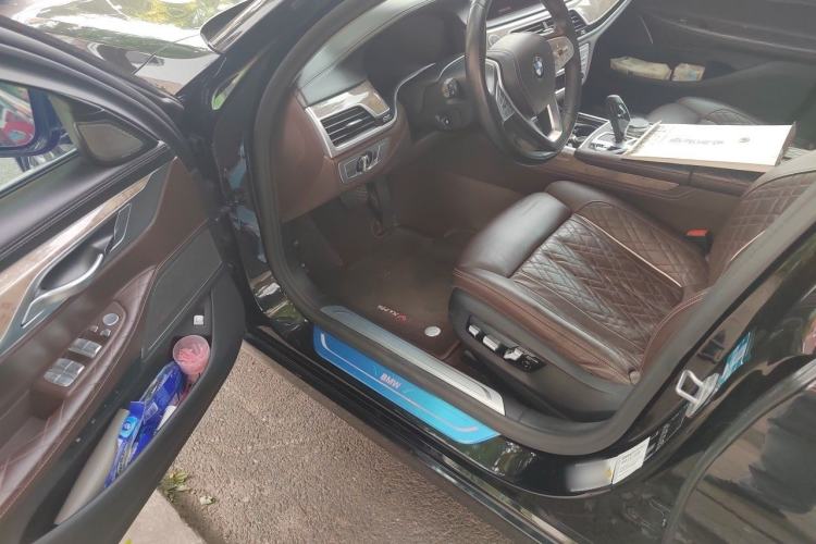 Used BMW 7 Series 2021 740Li Leading Edition Luxury Package Driver Seat