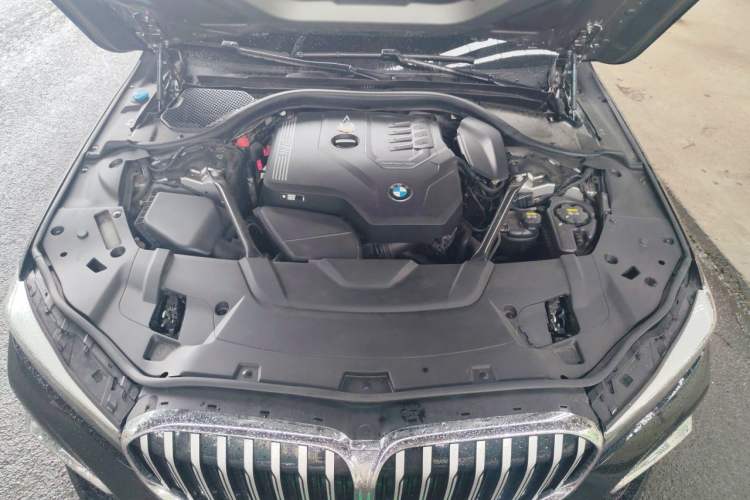 Used BMW 7 Series 2021 730Li M Sport Package Engine Bay