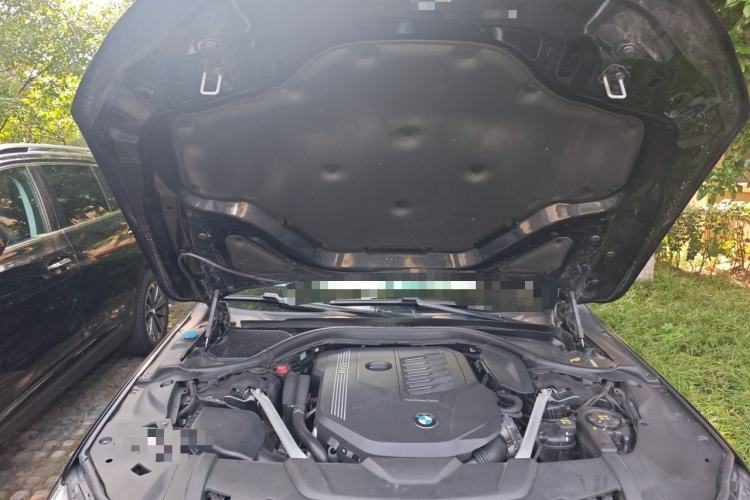 Used BMW 7 Series 2021 740Li Leading Model M Sport Package Engine Bay