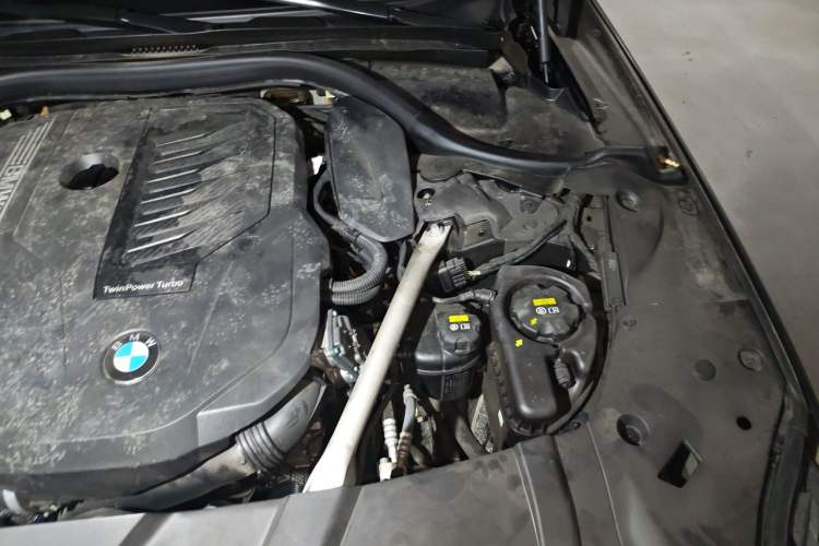 Used BMW 7 Series 2021 740Li Leading Edition Luxury Package Engine Bay Left