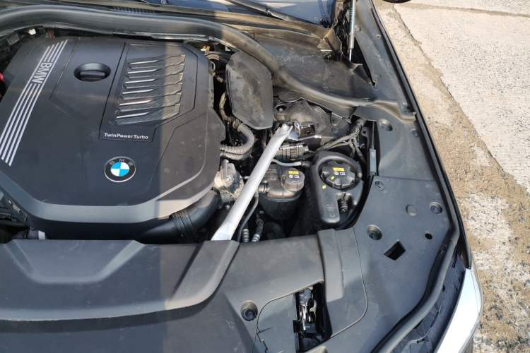 Used BMW 7 Series 2021 740Li Leading Model M Sport Package Engine Bay Left