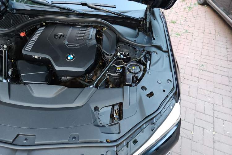 Used BMW 7 Series 2021 730Li M Sport Package Engine Bay Left