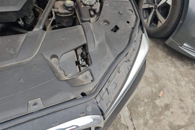 Used BMW 7 Series 2021 730Li M Sport Package Engine Bay Left