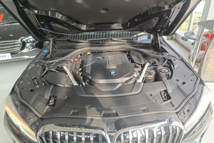 Used BMW 7 Series 2021 740Li Leading Edition Luxury Package Engine Bay