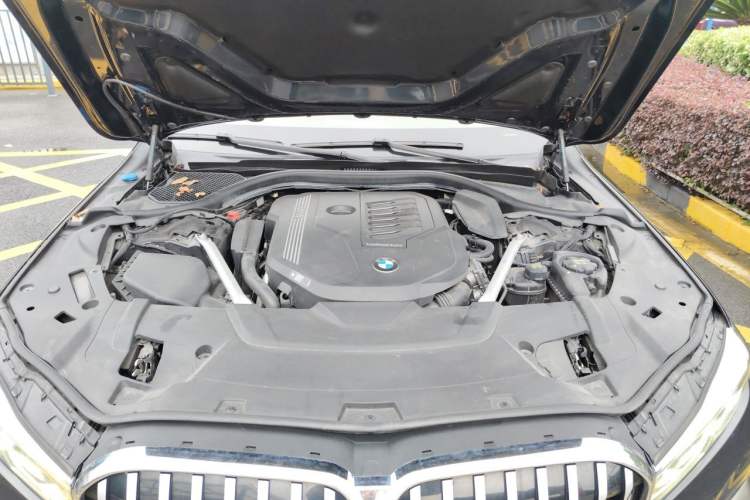 Used BMW 7 Series 2021 740Li Leading Model M Sport Package Engine Bay