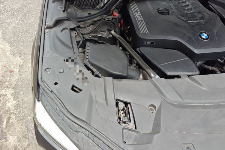 Used BMW 7 Series 2021 730Li Luxury Package Engine Bay Right