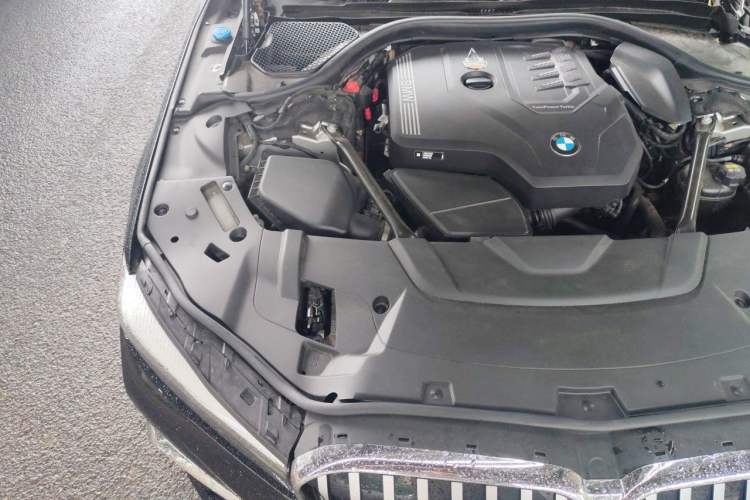 Used BMW 7 Series 2021 730Li M Sport Package Engine Bay Right