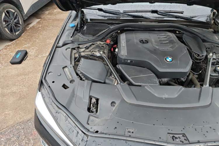 Used BMW 7 Series 2021 730Li M Sport Package Engine Bay Right