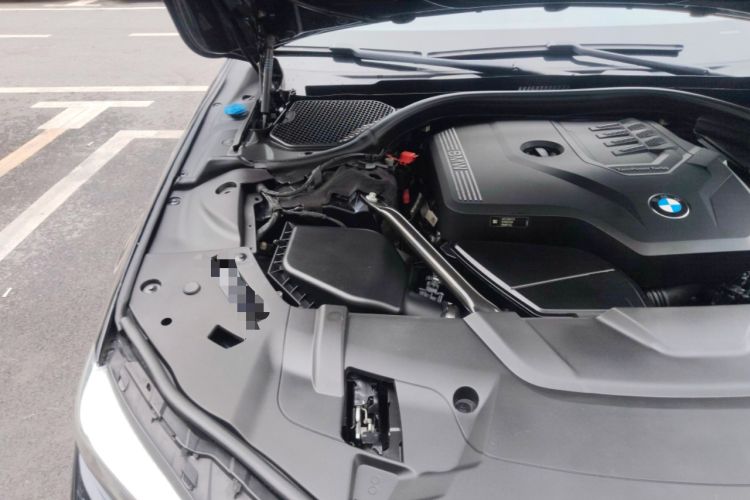 Used BMW 7 Series 2021 730Li M Sport Package Engine Bay Right