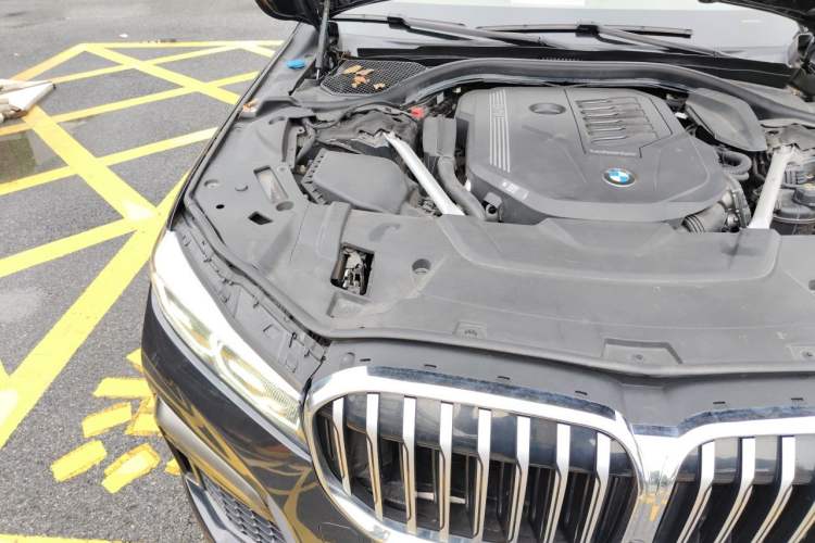 Used BMW 7 Series 2021 740Li Leading Model M Sport Package Engine Bay Right