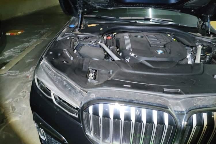 Used BMW 7 Series 2021 740Li Leading Model M Sport Package Engine Bay Right