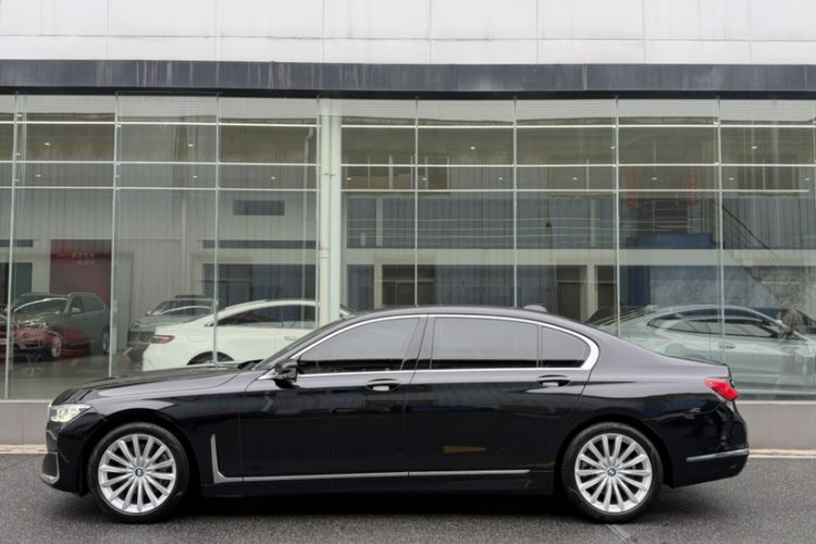 Used BMW 7 Series 2021 730Li Luxury Package Exterior 1