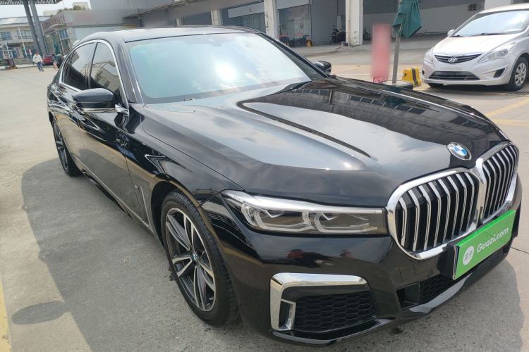 Used BMW 7 Series 2021 730Li M Sport Package Exterior 1