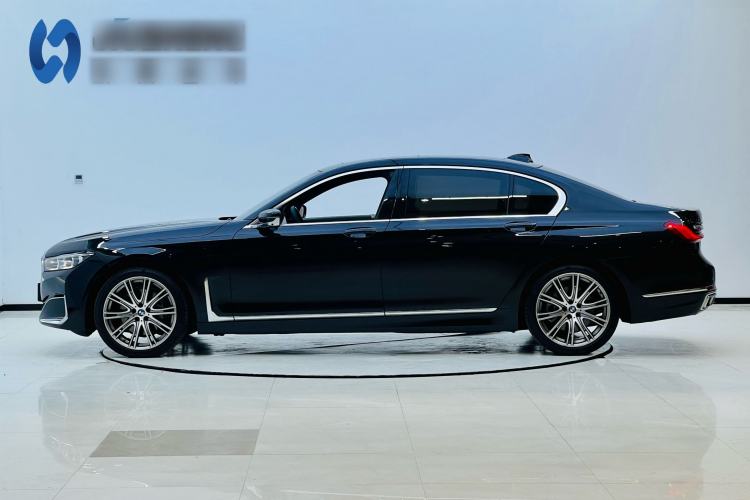 Used BMW 7 Series 2021 740Li xDrive Executive Luxury Package Exterior 2