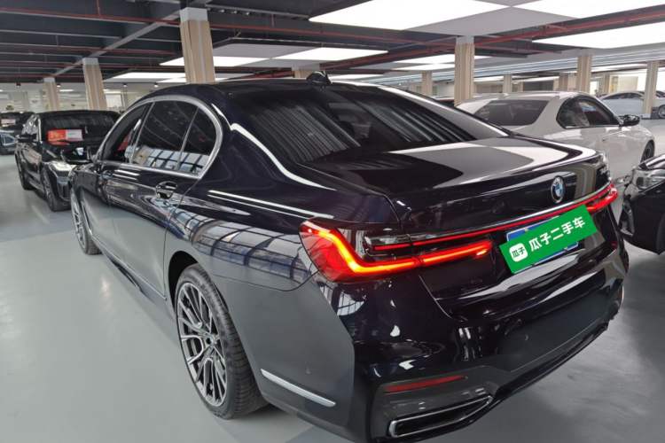 Used BMW 7 Series 2021 730Li M Sport Package Exterior 2
