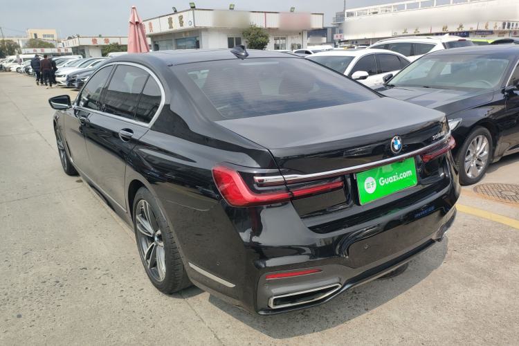 Used BMW 7 Series 2021 730Li M Sport Package Exterior 2