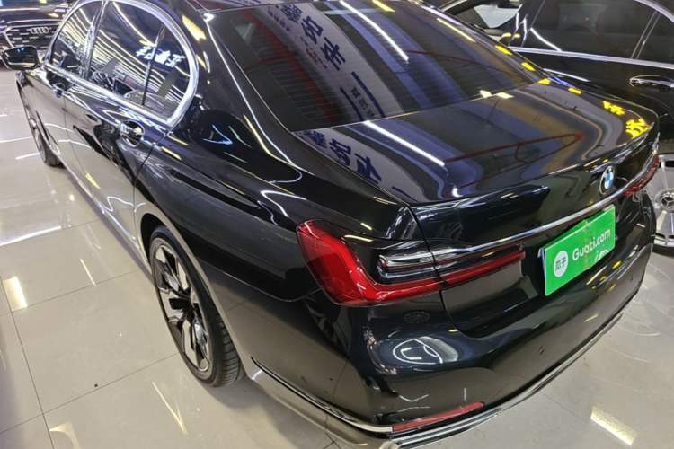 Used BMW 7 Series 2021 730Li Luxury Package Exterior 2