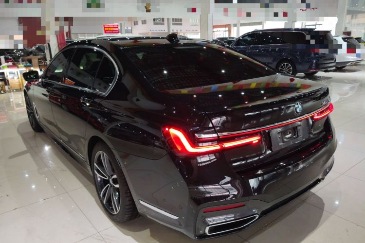 Used BMW 7 Series 2021 730Li M Sport Package Exterior 2