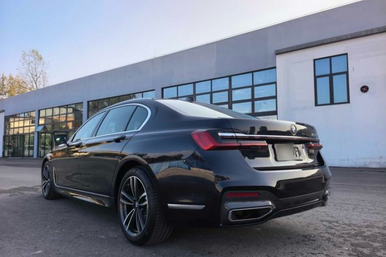 Used BMW 7 Series 2021 730Li M Sport Package Exterior 3
