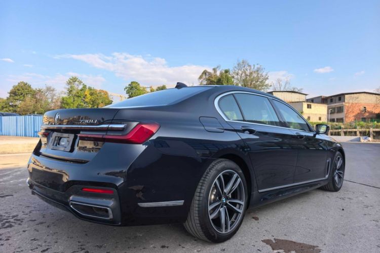 Used BMW 7 Series 2021 730Li M Sport Package Exterior 4