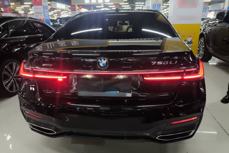 Used BMW 7 Series 2021 730Li M Sport Package Exterior 4